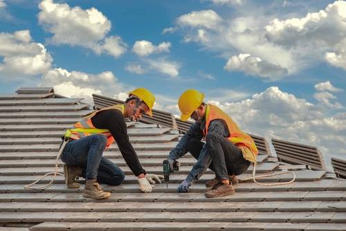 How to Choose the Right Roofer for Your Home